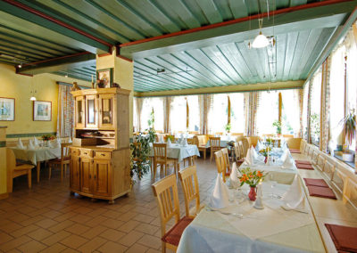 Restaurant Heinzle Essen Fisch Donau Terrasse Fisch Wachau