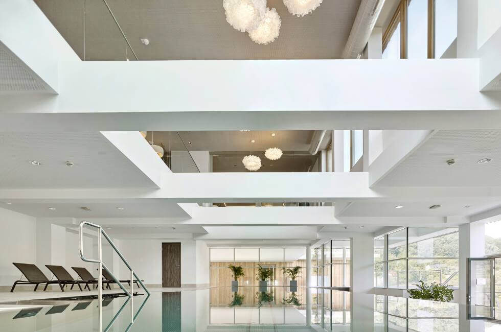 Indoor-Pool im Steigenberger Hotel und Spa in Krems.